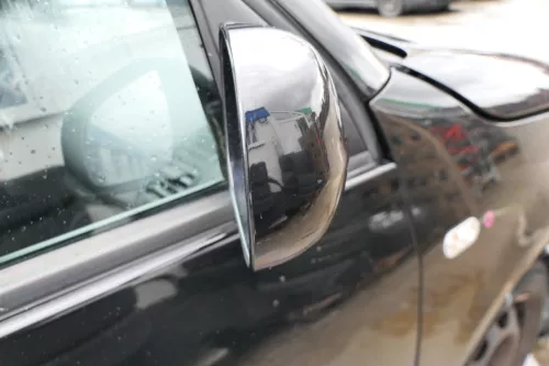 VW Lupo Arosa manueller Spiegel Außenspiegel rechts schwarz L041 (167840)