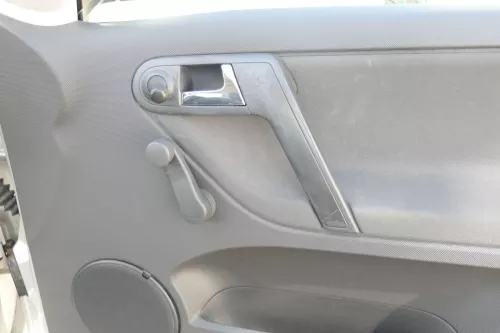 1x VW Polo 6N2 Türverkleidung Verkleidung Tür vorne rechts 2/3-Türer off-black (167876)