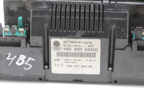 Audi A6 4B C5 Steuergerät Klimaanlage Klimabedienteil 4B0820043AR Climatronic d (167933)