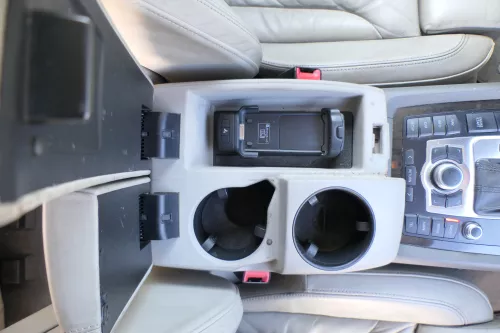 Audi Q7 4L Mittelarmlehne Armlehne original grau lichtgrau Leder S-line (168036)