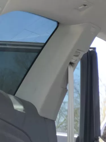 Q7 4L C-Säulen Verkleidung hinten links oben Abdeckung um Gurt lichtgrau grau