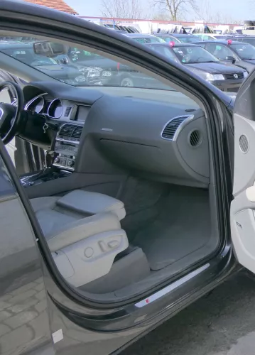 Audi Q7 4L Türdichtung Dichtung Tür vorne rechts Beifahrertür innen 4L0831721A