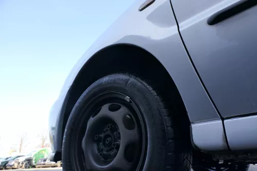 VW Polo 6N 6N1 Kotflügel vorne links silber LB7Z satinsilber (168274)