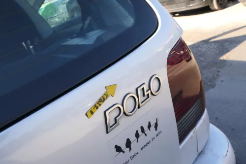 VW Polo 6N Heckklappe Klappe hinten Kofferraumklappe mit Scheibe silber LB7Z sa (168283)