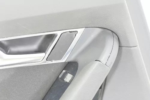 1x Audi A6 4F Türverkleidung Verkleidung Tür hinten links schwarz (168346)