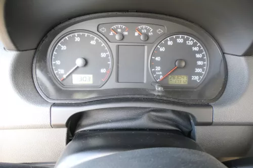 VW Polo 9N Tacho Tachometer Kombiinstrument 283.000km 6Q0920800 1,4 55kw 75PS