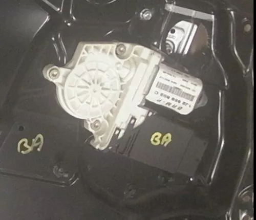 VW New Beetle Motor Fensterheber Fensterhebermotor 1J2959802C vorne links