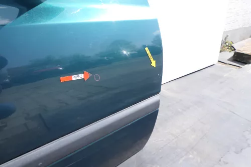 Golf 3 Vento Tür vorne rechts Beifahrertür 4/5-Türer + Kombi Variant grün LC6P (168463)