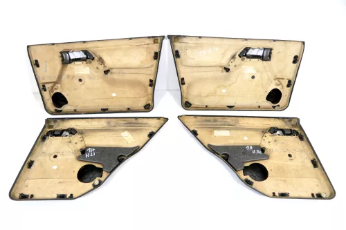 4x Golf 3 1H Türverkleidung Verkleidung Tür vorne links+rechts schwarz 4/5-Türer (168464)