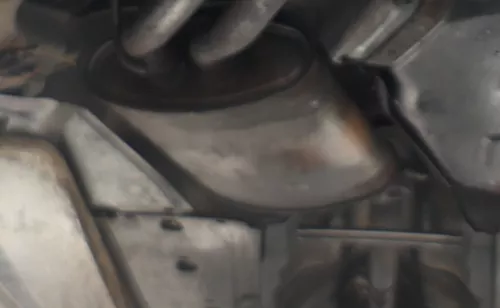 1x Audi A4 8E 8H B7 Cabrio Auspuff Mittelschalldämpfer Mitte hinten 2,5 TDI