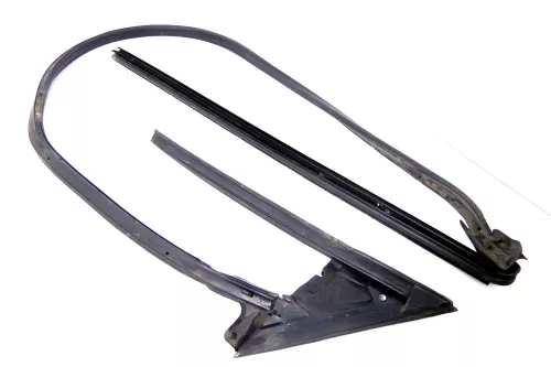 A4 8E 8H Cabrio B6 B7 Türdichtung Dichtung an Tür vorne rechts Beifahrertür (168583)