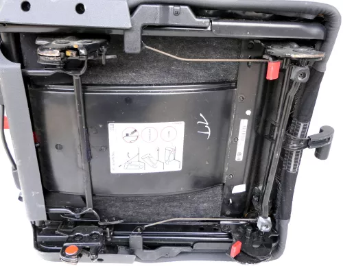 Touran Sitz hinten rechts (hinterm Beifahrersitz) Rücksitz hinten Isofix United (168749)