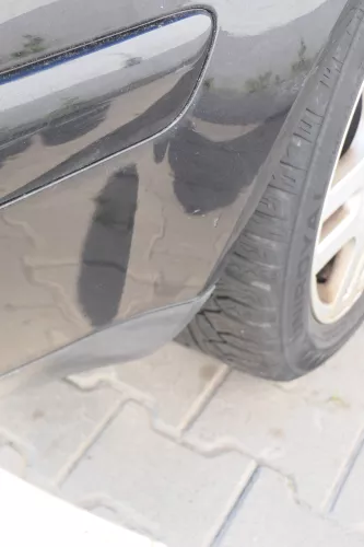 VW Golf 4 Limousine Stoßstange hinten Heckstoßstange Stoßfänger schwarz LC9Z (168819)