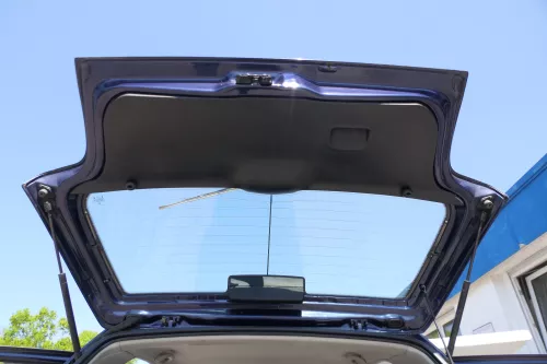 VW Polo 6N Heckklappe Klappe hinten Kofferraumklappe mit Scheibe blau LB5N (168858)