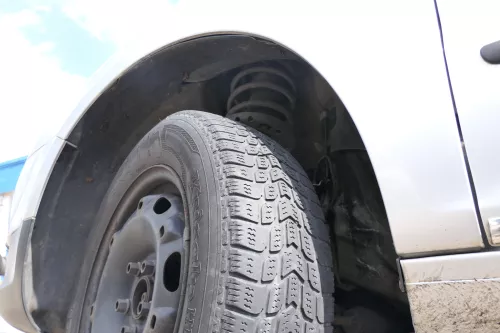 VW Fox Kotflügel vorne links silber LA7W (168981)