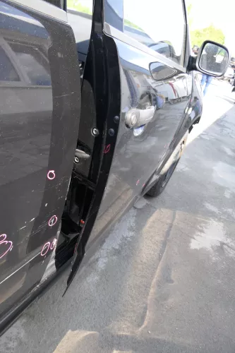 Skoda Fabia 6Y Kombi Limousine Tür vorne rechts Beifahrertür schwarz LF9R (169093)