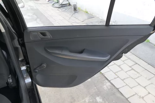 4 x Skoda Fabia 6Y Stufenheck Türverkleidung Verkleidung Tür vorn vorne links re (169101)