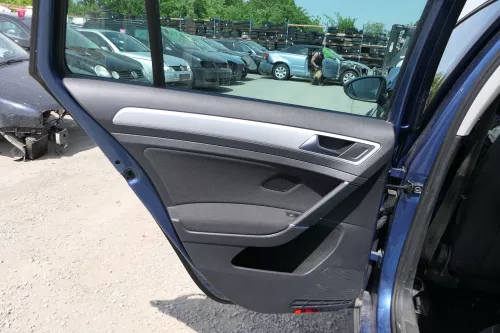 1x VW Golf 7 5G AU Variant Kombi Türverkleidung Tür hinten links schwarz