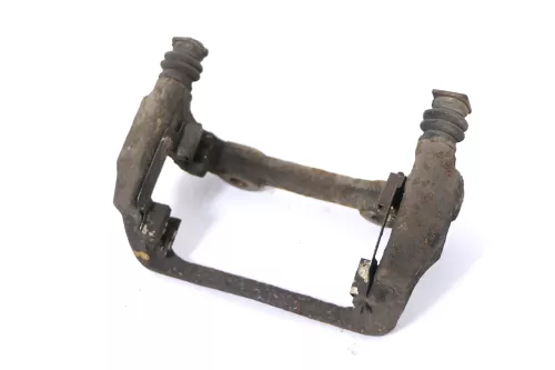 Polo 9N 9N3 Ibiza Bremssattel Halter Bremssattelhalter rechts vorne 6Q0615124 (169270)
