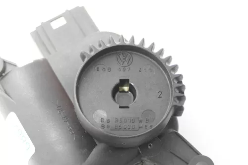Polo 9N Stellmotor f Temperaturregelklappe Klimaanlage Klimatronic 6Q0907511 V68 (169310)