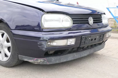 VW Golf 3 auch Cabrio Stoßstange vorne Stoßfänger vorn blau LC5L lackiert (169368)
