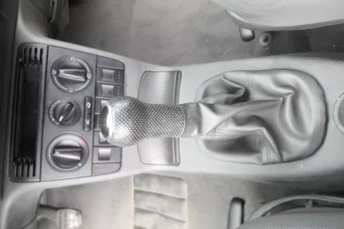 VW Lupo Polo 6N2 Schaltknauf Schaltsack Schaltung Schaltknüppel schwarz (169462)