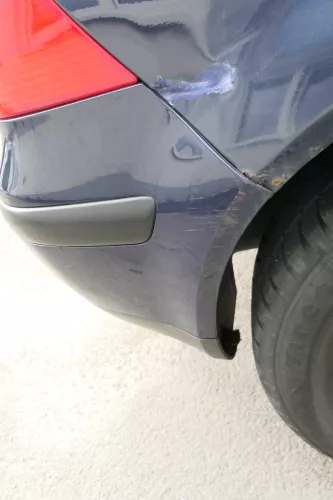 VW Golf 4 Limousine Stoßstange hinten Heckstoßstange Stoßfänger blau LA5G (169474)