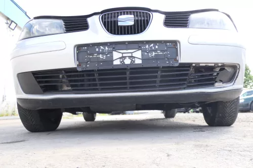 Seat Ibiza 6L Stoßstange Frontstoßstange vorne grau silber LS7N bis caAnfang2006 (169609)