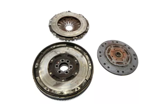 VW Passat 3B A4 B5 Schwungrad Zweimassenschwungrad AHH AFN AVG 1,9 TDI (169686)