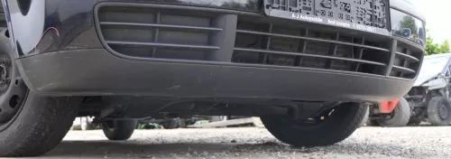 VW Polo 9N Spoiler Lippe vorne (unten an Stoßstange  Frontstoßstange Stoßfänger)