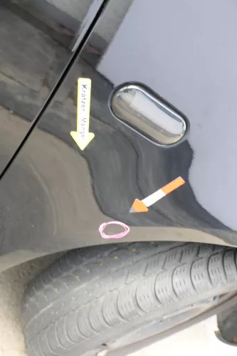 VW Polo 9N Kotflügel vorne rechts schwarz L041 bis ca.Bj.2004 (169688)