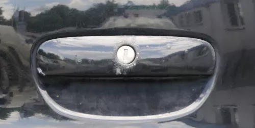 VW Polo 9N 9N3 Griff Heckkklappe Heckklappengriff schwarz L041