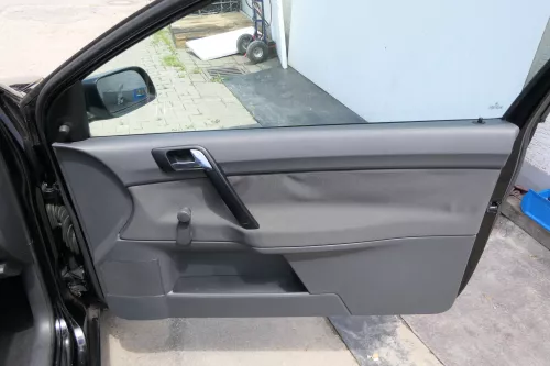 1x VW Polo 9N Türverkleidung Verkleidung Tür vorne rechts 2/3-Türer Beifahrertür (169693)
