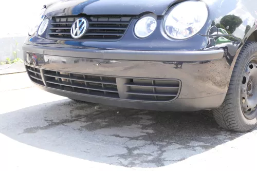 VW Polo 9N Stoßstange Frontstoßstange vorne schwarz LC9Z (169701)