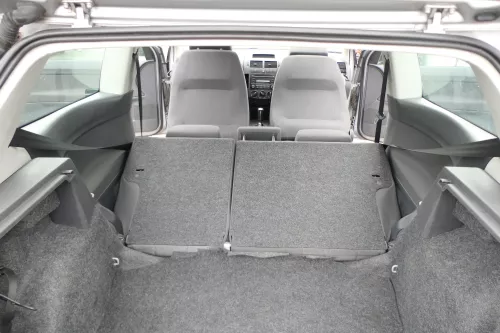 VW Polo 9N 9N3 Sitz Rückbank Sitzfläche Sitze 3 Punkt Gurt hinten mit Kopfstütze (169741)