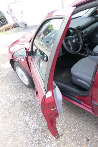 Seat Leon Toledo 1M Tür vorne links Fahrertür rot LS3R (169758)