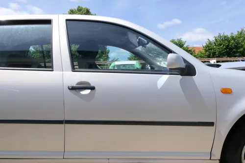 VW Golf 4 Bora Tür vorne rechts Beifahrertür 4/5-Türer+Kombi Variant LB7Z silber