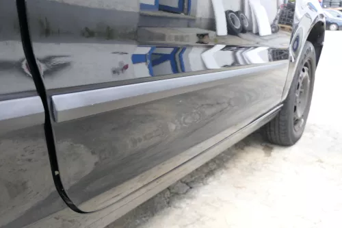 VW Fox 5Z Tür vorne rechts Beifahrertür schwarz L041 (169929)