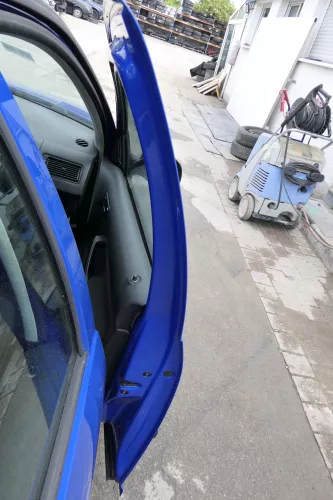 VW Golf 4 Bora Tür vorne rechts Beifahrertür 4/5-Türer+Kombi Variant blau LW5Z (170104)