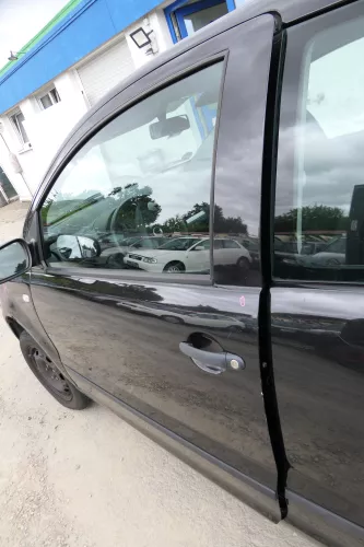 VW Fox 5Z Tür vorne links Fahrertür schwarz LC9Z (170198)