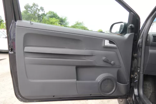 VW Fox 5Z Türverkleidung Verkleidung Tür vorne links schwarz 5Z3867013