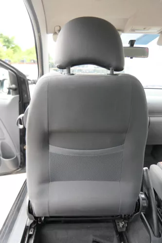 VW Fox Sitz Fahrersitz vorne links OHNEAirbag höhenverstellbar  v (170205)