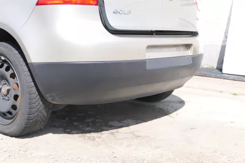 VW Golf 5 1K Limousine Stoßstange hinten Heckstoßstange besch beige gold LD1W (170391)