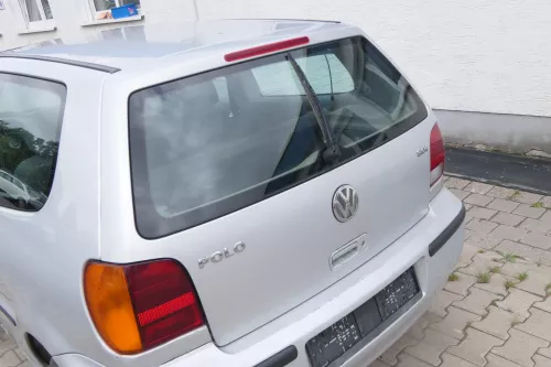 Polo 6N2 Heckklappe Klappe hinten Kofferraumklappe silber LB7Z Scheibe (170482)