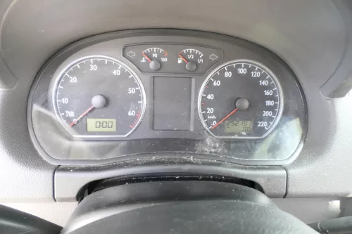 VW Polo 9N Tacho Tachometer Kombiinstrument 252.000km 6Q0920801P 1,2 47kw 40kw