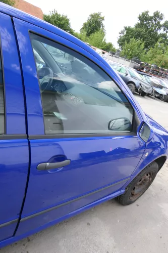 Skoda Fabia 6Y Kombi Limousine Tür vorne rechts Beifahrertür blau LF5K (170749)