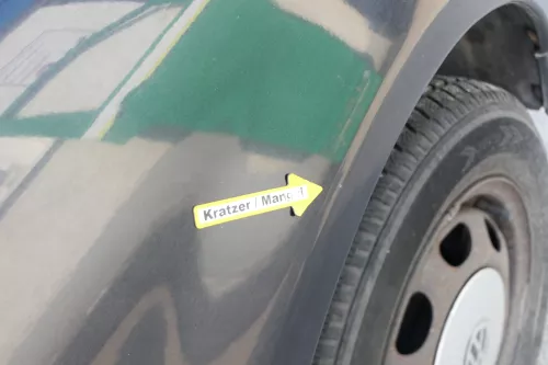 VW Polo 6N 6N1 Kotflügel vorne rechts schwarz LC9Z (170765)