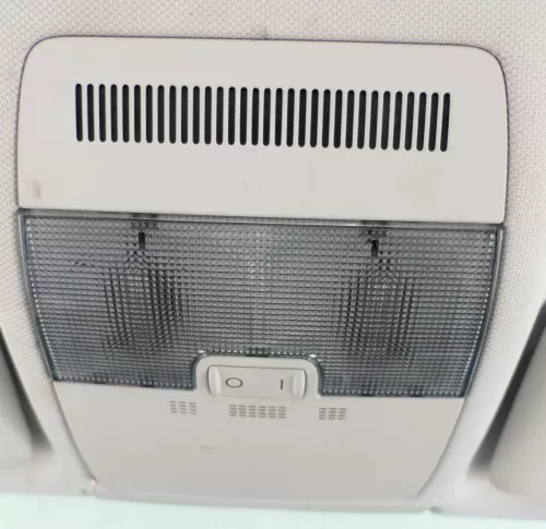 Audi A3 8P Schalter Innenleuchte Leuchte Lampe Leseleuchte 8P0947135D 9NQ silber