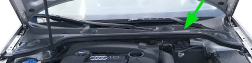 Audi A3 8P Abdeckung Windlauf Verkleidung Wischer Wasserkasten Wasserabweiser