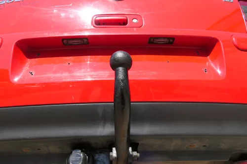 VW Golf 4 Limousine Stoßstange hinten Heckstoßstange Stoßfänger rot LP3G (171082)